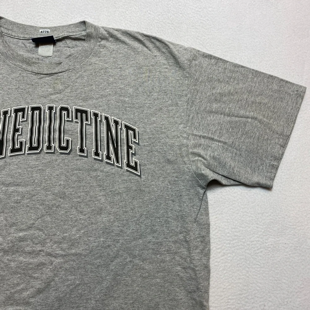 Benedictine T-Shirt Mens Large Gray Short Sleeve Crew Neck
